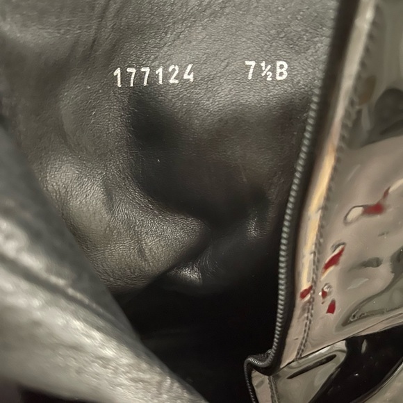 Authentic Gucci Short Ankle Boots Black Leather SIZE 7.5 - Picture 3 of 4